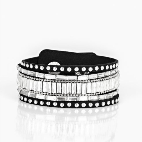 1 Lot of 10 Brand New Paparazzi bracelets!!! - Picture 2 of 8